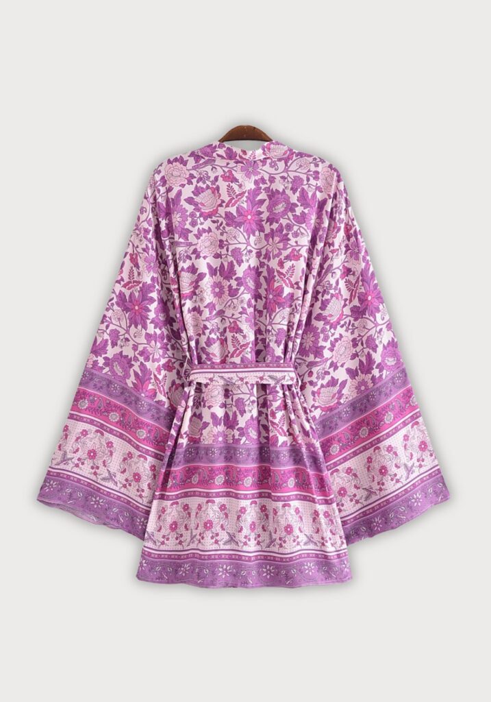Kimono court — Ayéru