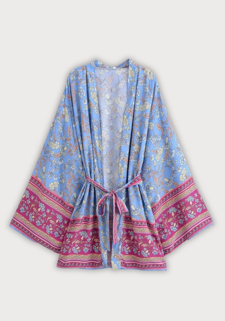 Kimono court bleu à fleurs — Hōseki