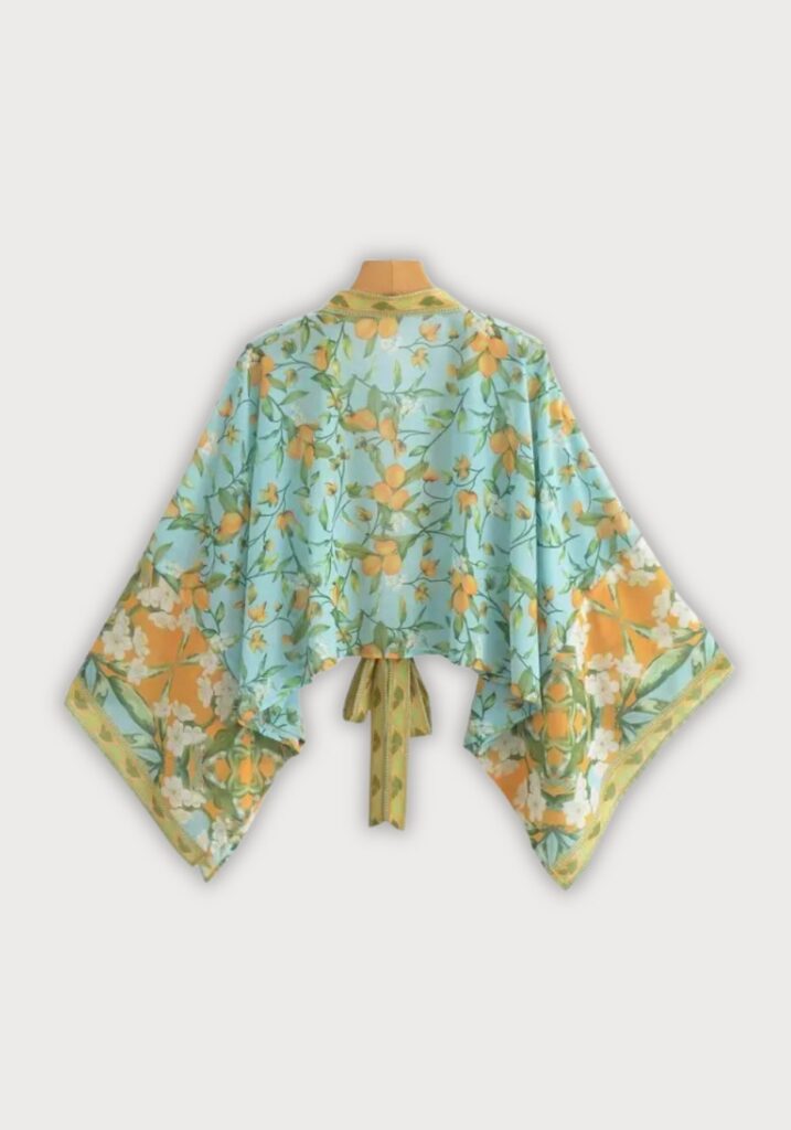 Kimono court bleu cache-cœur bohème