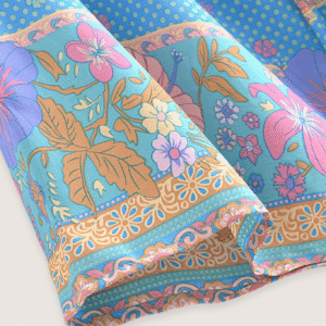 Kimono court fleuri bleu et rose vue 4