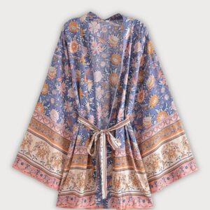 Kimono court — Kisénya