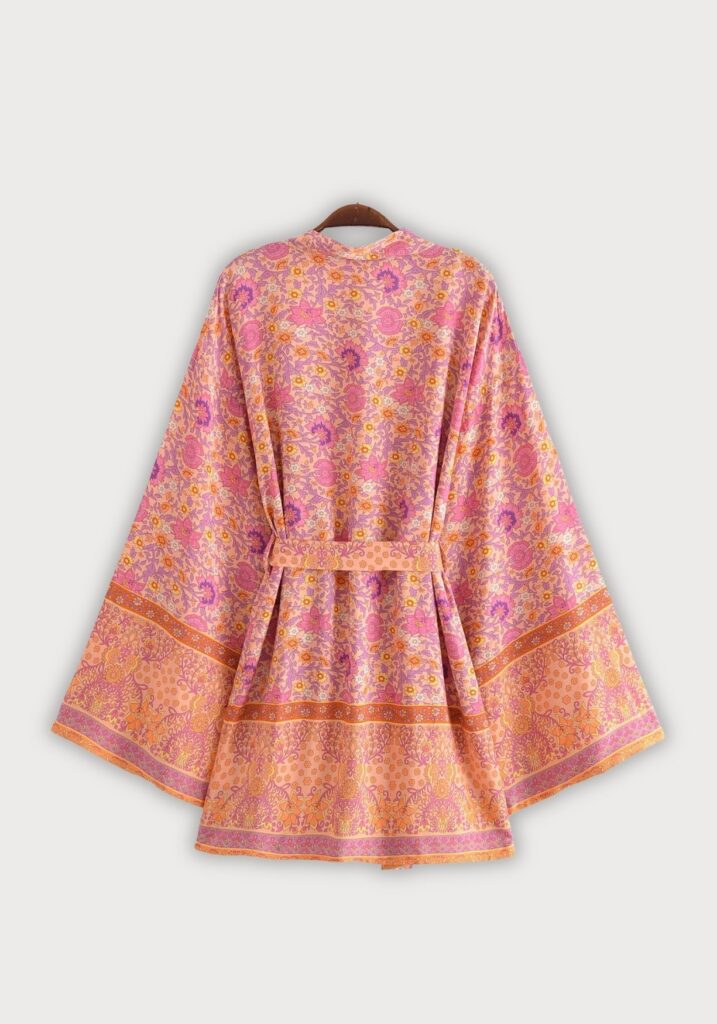 Kimono court — Momiji