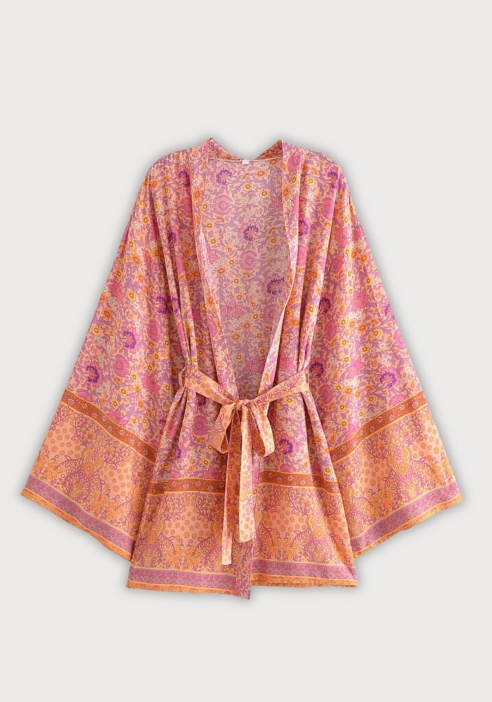 Kimono court — Momiji