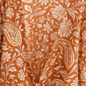 Kimono court orange fleuri — Akane vue 2