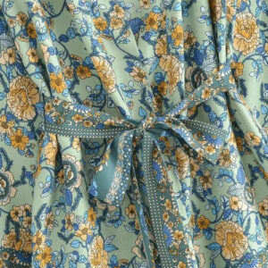 Kimono Court Bleu et Jaune Floral Femme — Plage et Ete vue 3