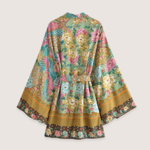 Kimono court plage paon fleuri vue 2