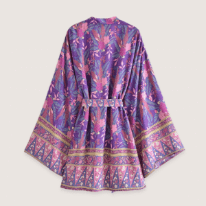 Kimono court plage violet fleuri vue 2