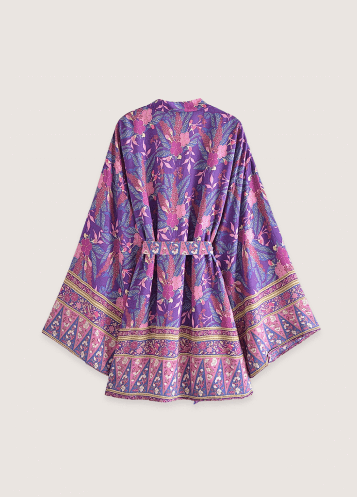 Kimono court plage violet fleuri