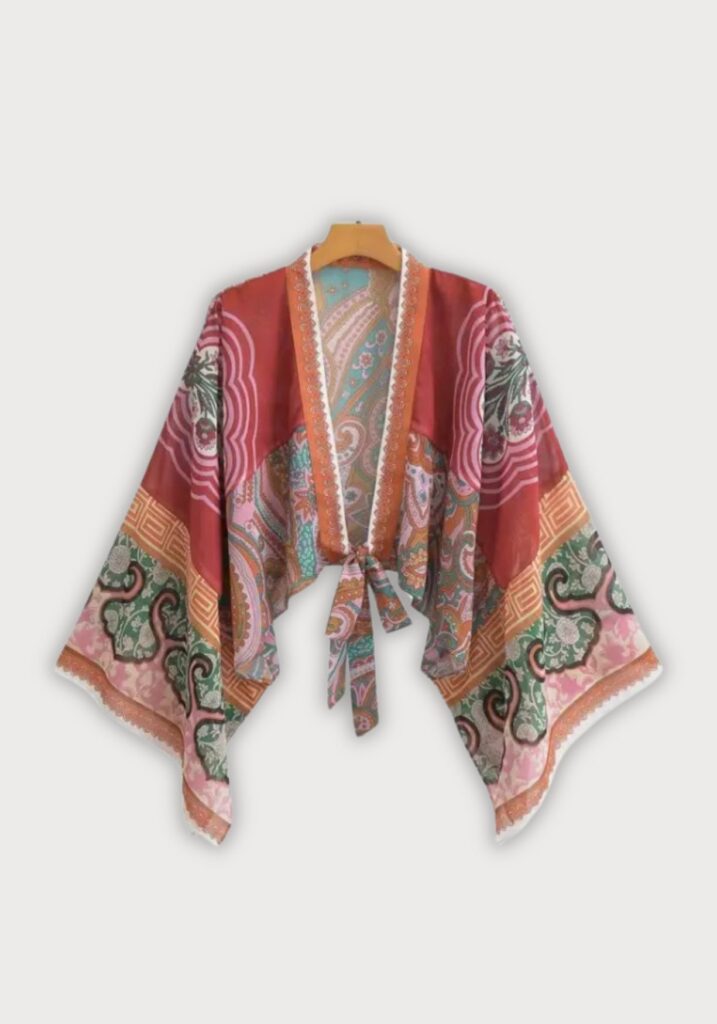Kimono court rouge cache-cœur bohème