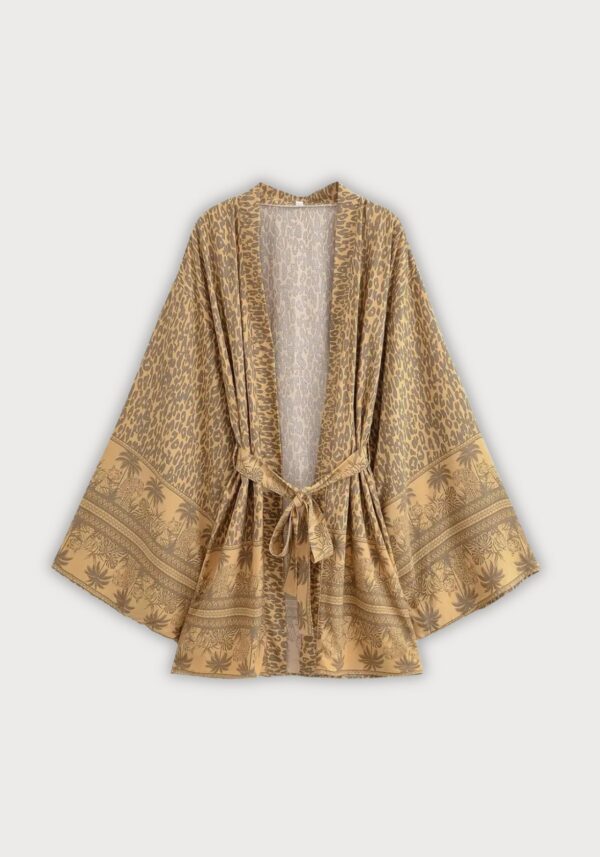 Kimono court — Savara
