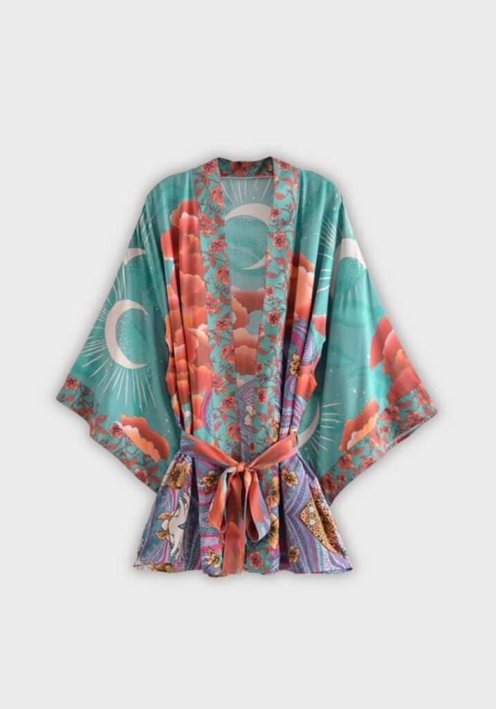 Kimono court — Solaria