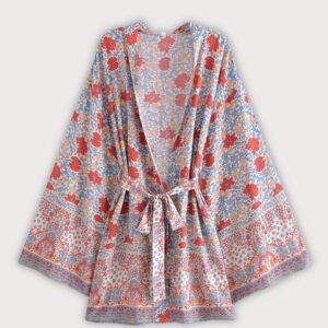 Kimono court — Tsuzuri