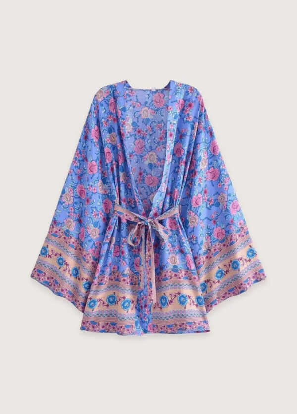 Kimono Court Fleuri Bleu et Rose Femme — Plage et Vacances