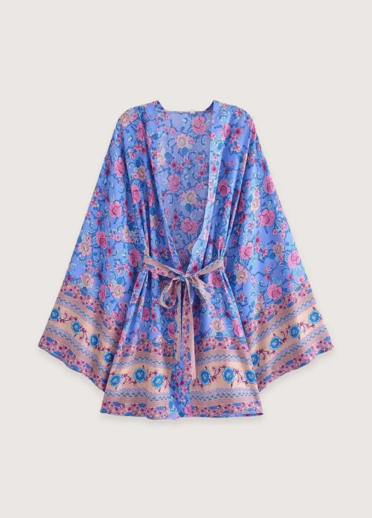 Kimono Court Fleuri Bleu et Rose Femme — Plage et Vacances