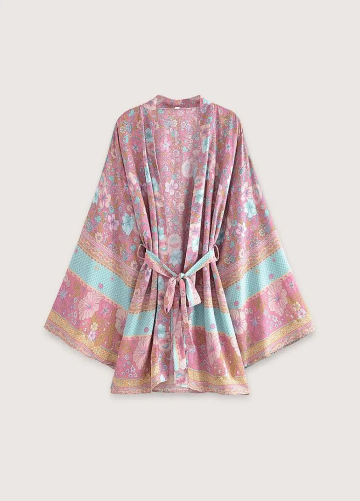 Kimono femme court fleuri rose et bleu — Momo