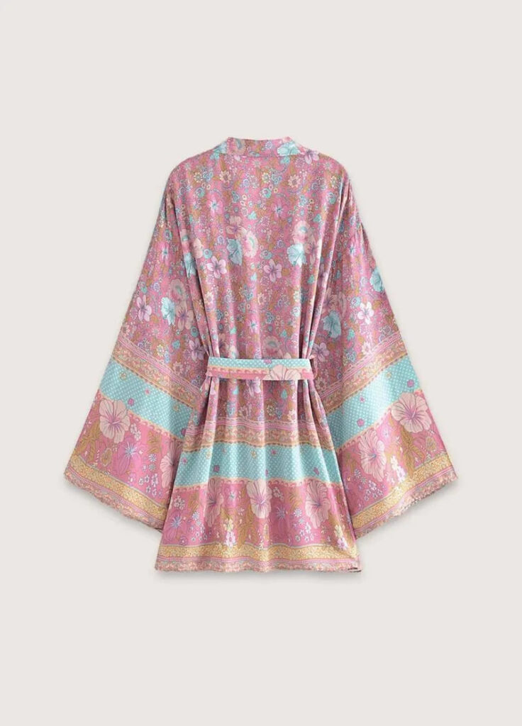 Kimono femme court fleuri rose et bleu — Momo