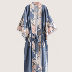 Kimono long bleu pâle à motif fleuri et paon