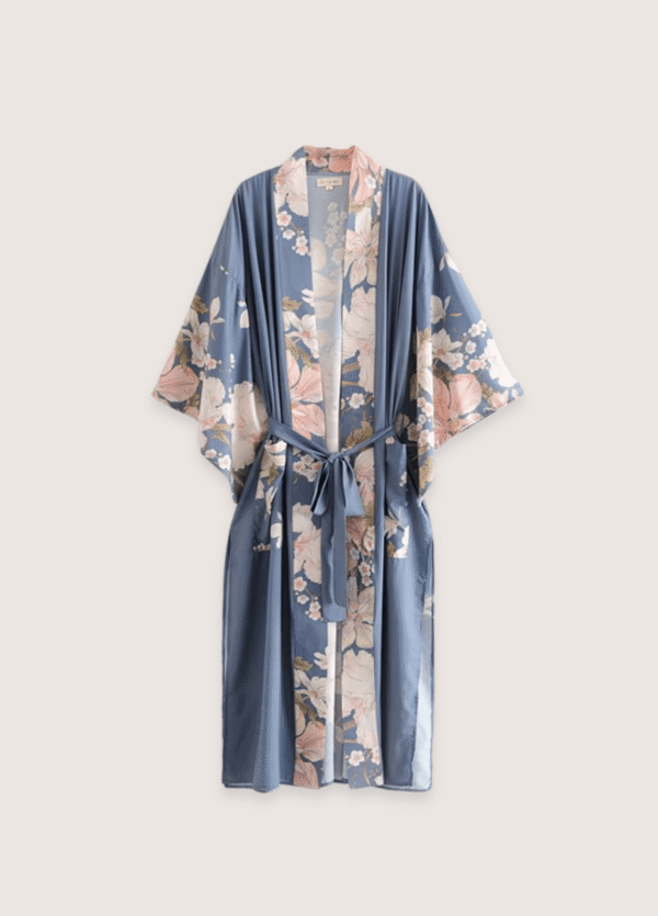 Kimono long bleu pâle à motif fleuri et paon
