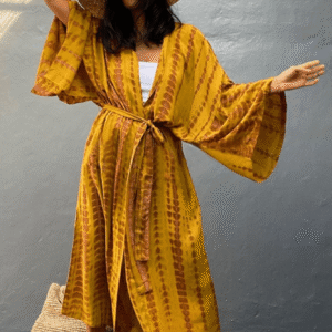 Kimono long jaune à imprimé Tie Dye avec ceinture vue 4