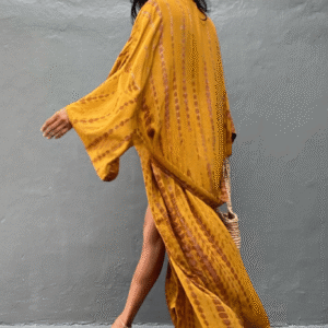 Kimono long jaune à imprimé Tie Dye avec ceinture vue 3