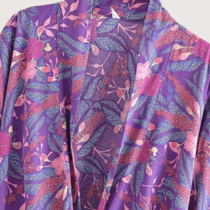 Kimono t-shirt court violet fleuri — Anzu vue 2